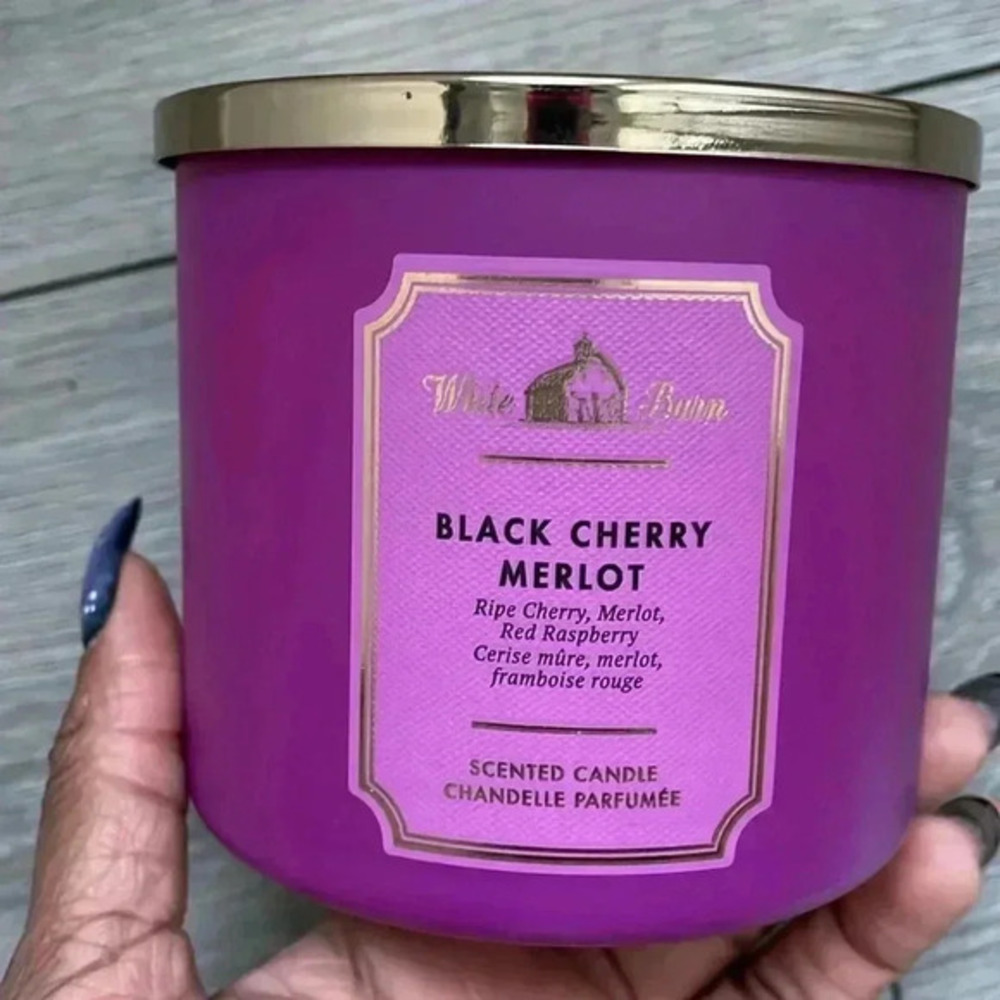 White Barn Candle